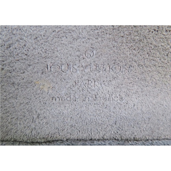 Louis Vuitton Black Epi Leather Cosmetic Case - Picture 8 of 10